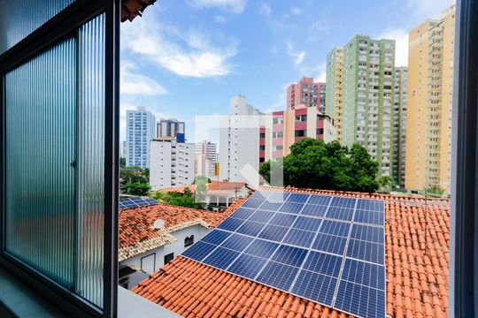 Vista do quarto 3 de casa para alugar com 5 quartos, 421m² em Pituba, Salvador