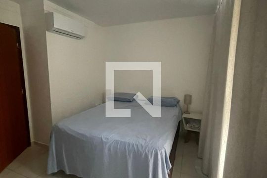 Suíte de casa para alugar com 3 quartos, 680000m² em Jardim das Margaridas, Salvador