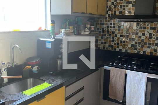 Cozinha de casa para alugar com 3 quartos, 680000m² em Jardim das Margaridas, Salvador