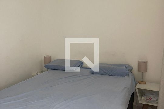 Suíte de casa para alugar com 3 quartos, 680000m² em Jardim das Margaridas, Salvador
