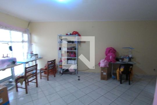 Sala  de casa à venda com 3 quartos, 168m² em Jardim Vila Galvao, Guarulhos