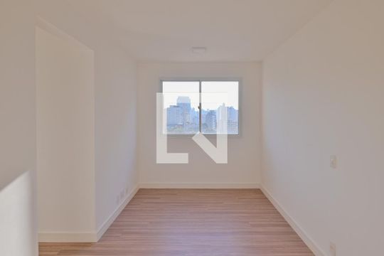 Sala de apartamento para alugar com 2 quartos, 41m² em Cambuci, São Paulo