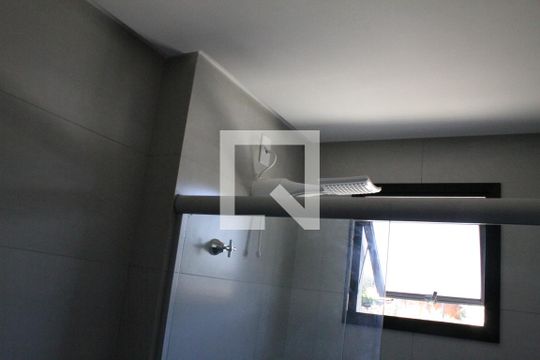 Banheiro de apartamento à venda com 2 quartos, 59m² em Parque Amazônia, Goiânia
