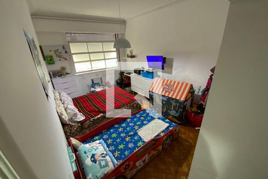 Quarto 1 de apartamento à venda com 3 quartos, 156m² em Copacabana, Rio de Janeiro