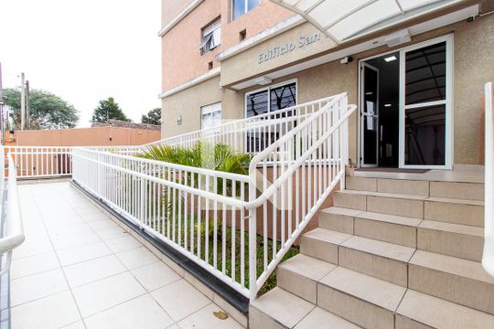 Entrada de apartamento para alugar com 1 quarto, 31m² em Prado Velho, Curitiba