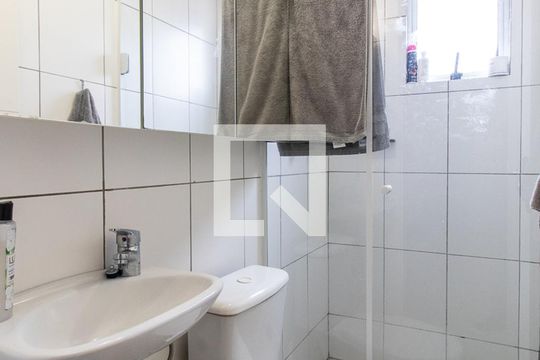 Banheiro Social de apartamento para alugar com 1 quarto, 31m² em Prado Velho, Curitiba