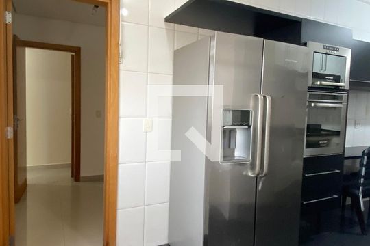 Área de Serviço de apartamento para alugar com 3 quartos, 133m² em Tamboré, Santana de Parnaíba
