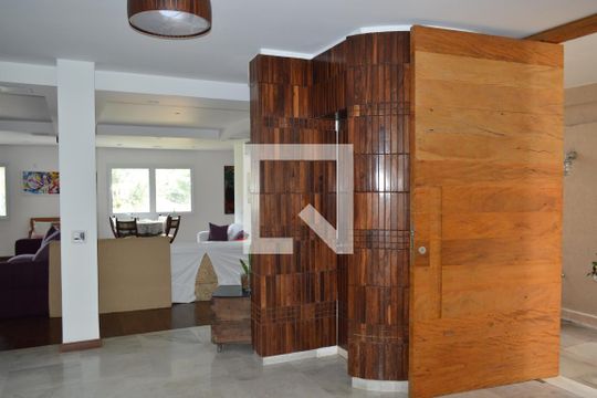 Sala de casa à venda com 5 quartos, 350m² em Vila Mariana, São Paulo