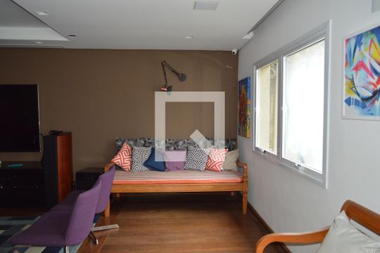 Sala de casa à venda com 5 quartos, 350m² em Vila Mariana, São Paulo