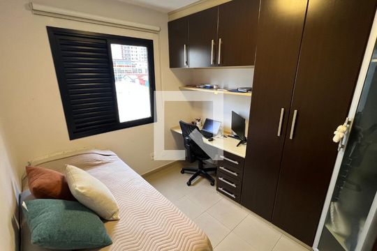 Quarto 2 de apartamento para alugar com 2 quartos, 48m² em Pinheiros, São Paulo