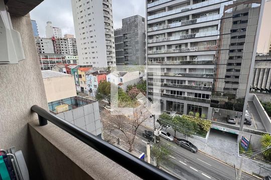 Sacada de apartamento para alugar com 2 quartos, 48m² em Pinheiros, São Paulo