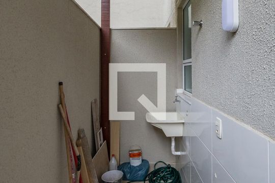 Área de Serviço de apartamento para alugar com 2 quartos, 79m² em Havaí, Belo Horizonte