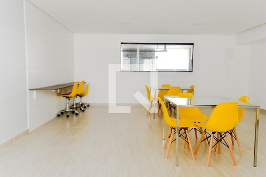 Espaço Office  de apartamento para alugar com 2 quartos, 43m² em Jardim Rosa de Franca, Guarulhos