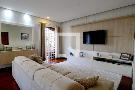 Sala de casa para alugar com 4 quartos, 450m² em Jardim Lar Sao Paulo, São Paulo