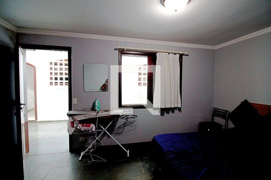 Área de Serviço de casa para alugar com 4 quartos, 450m² em Jardim Lar Sao Paulo, São Paulo