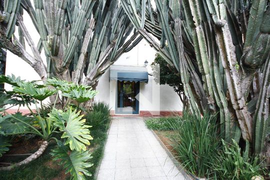 Entrada de apartamento para alugar com 2 quartos, 91m² em Vila Mariana, São Paulo