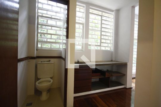 Lavabo de apartamento para alugar com 2 quartos, 91m² em Vila Mariana, São Paulo