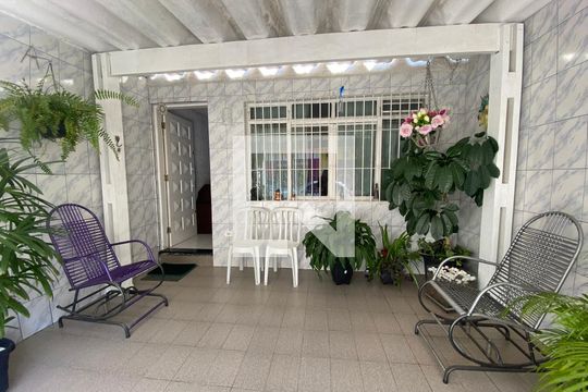 Garagem de casa à venda com 2 quartos, 80m² em Jardim Ponte Rasa, São Paulo