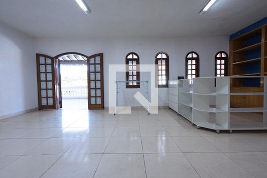 Sala de casa para alugar com 3 quartos, 552m² em Parque Continental I, Guarulhos
