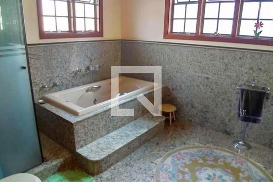 Casa à venda com 4 quartos, 380m² em Sítios de Recreio Gramado, Campinas