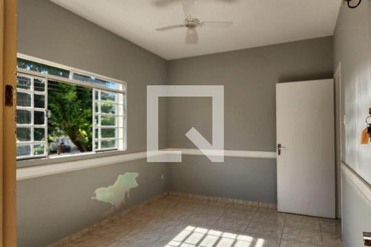 Casa à venda com 2 quartos, 115m² em Chácara da Barra, Campinas