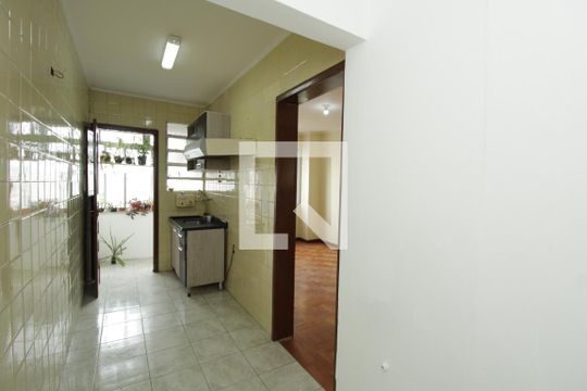 Cozinha de apartamento à venda com 2 quartos, 70m² em Floresta, Porto Alegre