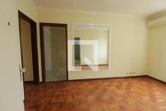Sala de apartamento à venda com 2 quartos, 70m² em Floresta, Porto Alegre