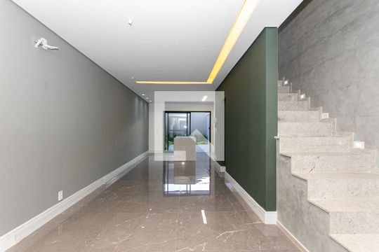 Sala de casa à venda com 3 quartos, 260m² em Vila Gomes Cardim, São Paulo