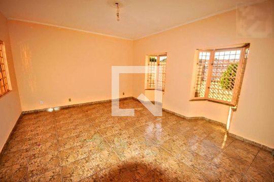 Casa à venda com 3 quartos, 150m² em Parque Via Norte, Campinas