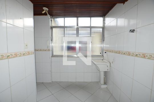 Cozinha/Área  de serviço de apartamento à venda com 3 quartos, 76m² em Acari, Rio de Janeiro