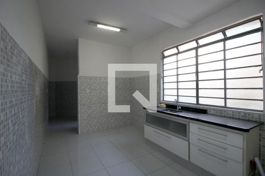Cozinha de apartamento para alugar com 2 quartos, 100m² em Centro, Sorocaba