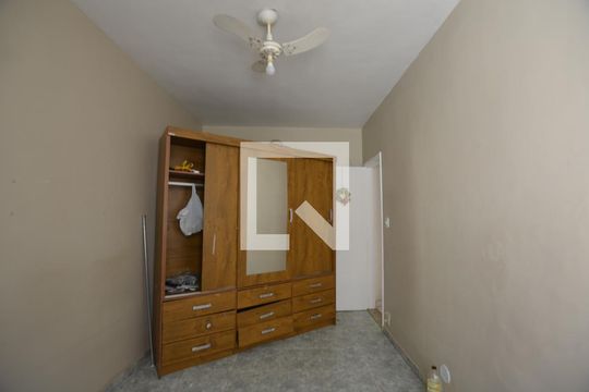 Quarto de apartamento à venda com 1 quarto, 70m² em Irajá, Rio de Janeiro