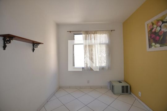 Sala de apartamento à venda com 1 quarto, 70m² em Irajá, Rio de Janeiro
