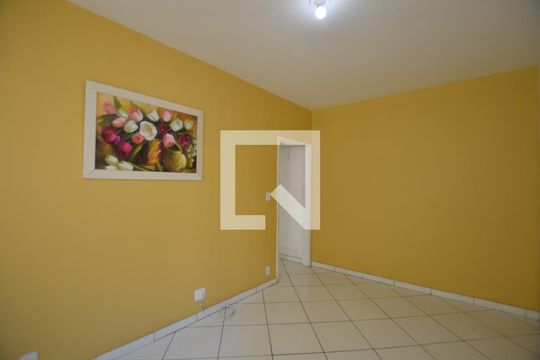 Sala de apartamento à venda com 1 quarto, 70m² em Irajá, Rio de Janeiro