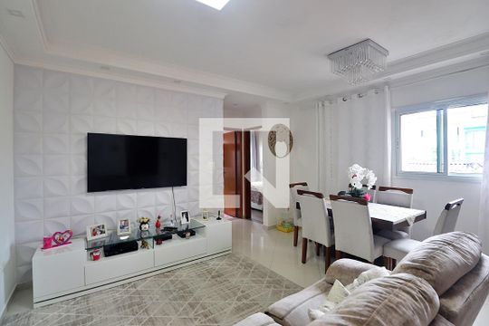 Sala de apartamento à venda com 2 quartos, 118m² em Vila Camilopolis, Santo André