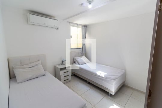 Quarto 1 de apartamento para alugar com 2 quartos, 86m² em Laranjeiras, Rio de Janeiro