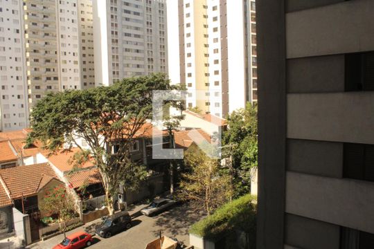 Vista da Sacada de apartamento para alugar com 1 quarto, 32m² em Pompeia, São Paulo