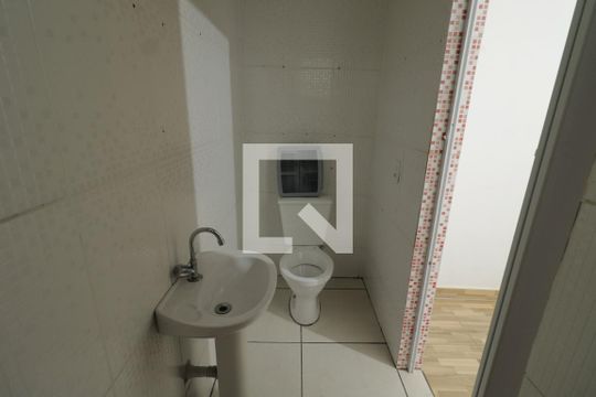 Banheiro de casa para alugar com 1 quarto, 66m² em Jardim Peri, São Paulo