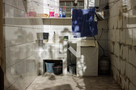 Área de Serviço de casa à venda com 6 quartos, 539m² em Itaipu, Niterói