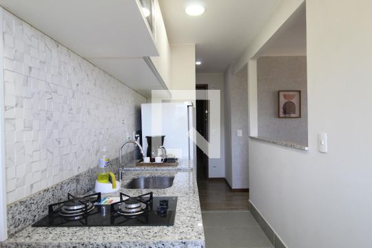 Cozinha de apartamento para alugar com 1 quarto, 52m² em Jacarepaguá, Rio de Janeiro