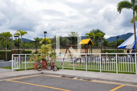 Área comum de casa de condomínio à venda com 3 quartos, 112m² em Vargem Pequena, Rio de Janeiro