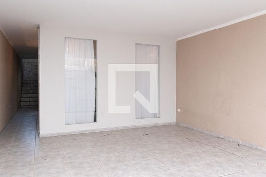 Garagem de casa para alugar com 4 quartos, 300m² em Parque Continental Ii, Guarulhos