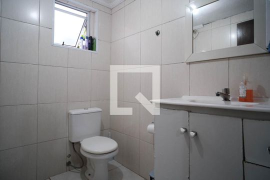Banheiro de apartamento à venda com 1 quarto, 47m² em Vila Paranaguá, São Paulo