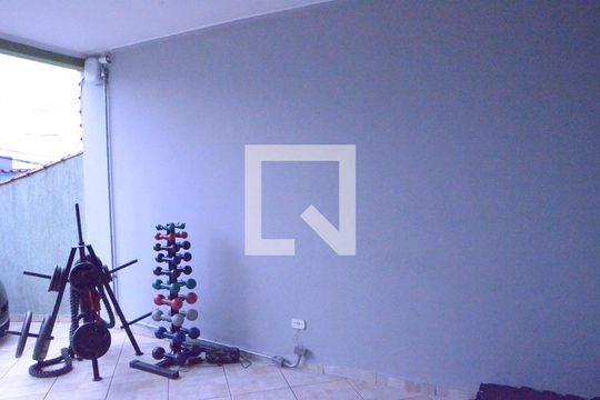 Garagem de casa à venda com 2 quartos, 85m² em Padroeira, Osasco