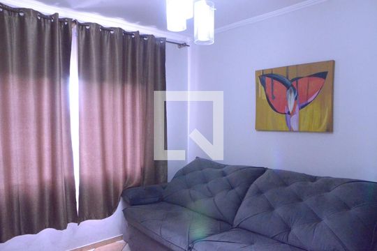 Sala de casa à venda com 2 quartos, 85m² em Padroeira, Osasco