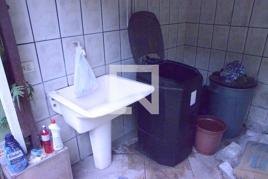 Área de Serviço de casa à venda com 2 quartos, 85m² em Padroeira, Osasco