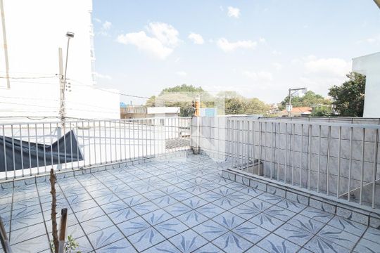 Sacada de casa à venda com 3 quartos, 600m² em Taboão, São Bernardo do Campo
