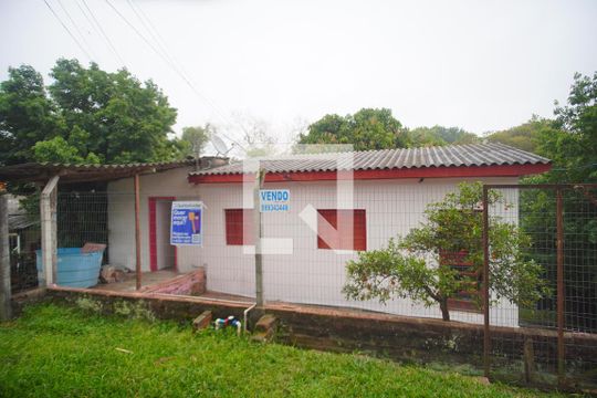 Fachada de casa à venda com 3 quartos, 60m² em Guarani, Novo Hamburgo