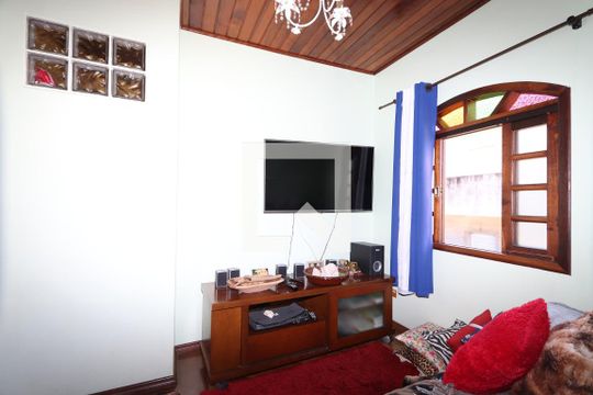 Sala de casa à venda com 3 quartos, 300m² em Vila Califórnia, São Paulo