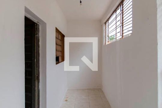 Área de Serviço de casa para alugar com 1 quarto, 48m² em Jardim Santa Maria, São Paulo